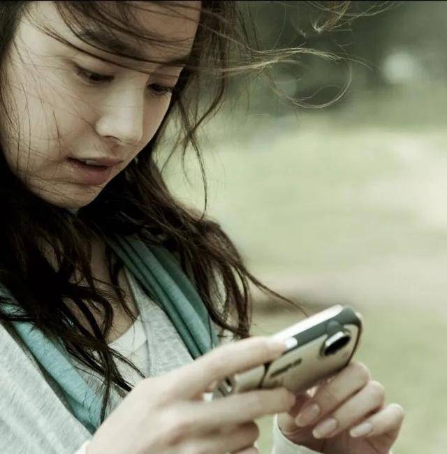 小苹果韩国版成绩好嘛:不愧是300亿国民第一美女-第12张图片-太平洋在线下载