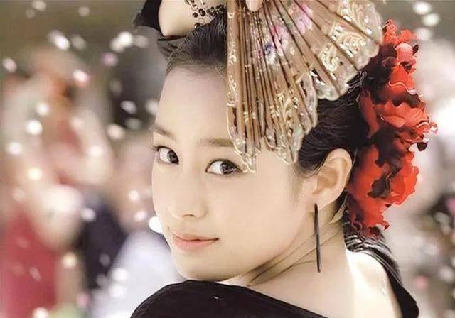 小苹果韩国版成绩好嘛:不愧是300亿国民第一美女-第13张图片-太平洋在线下载