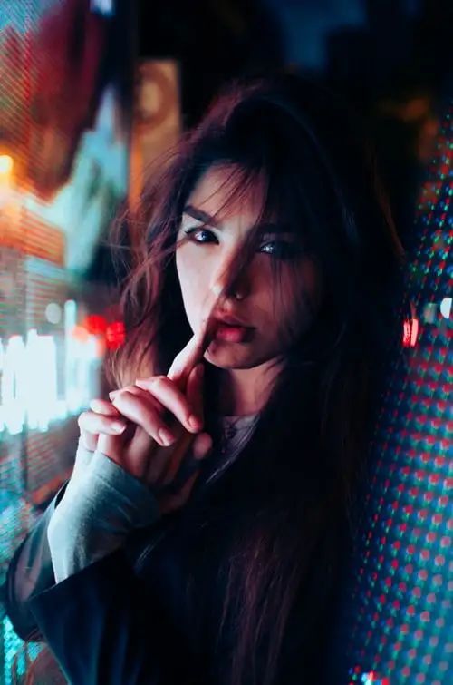 拜金女孩安卓游戏手机版的简单介绍-第2张图片-太平洋在线下载