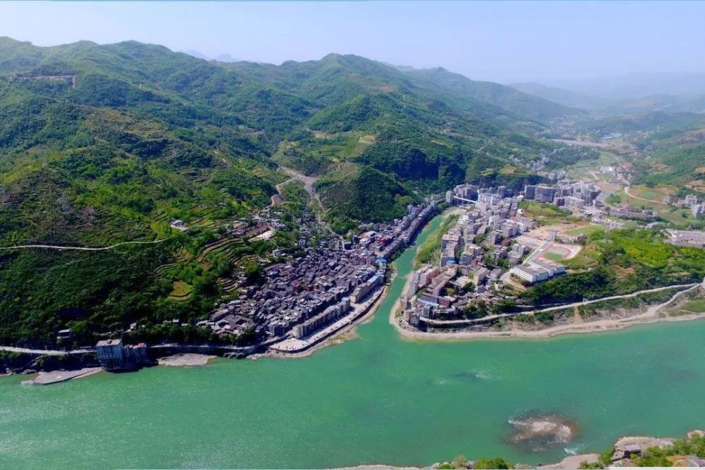 旬阳新闻手机台旬阳电视台新闻频道-第2张图片-太平洋在线下载
