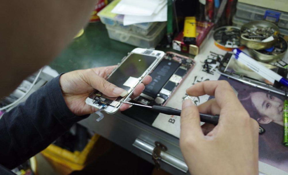 吃饭手机丢失店家新闻手机变异新闻来自三天后-第2张图片-太平洋在线下载